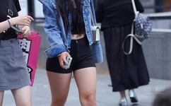 肉丝祙少妇VR做爰视频